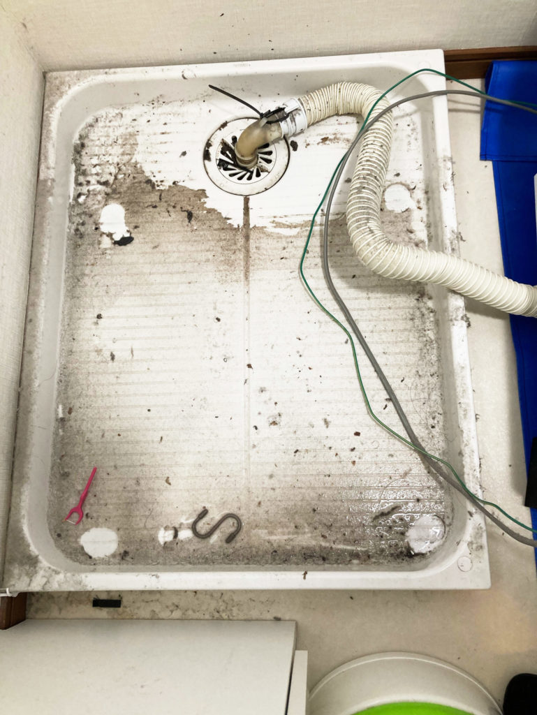 洗濯パン　排水口の清掃について